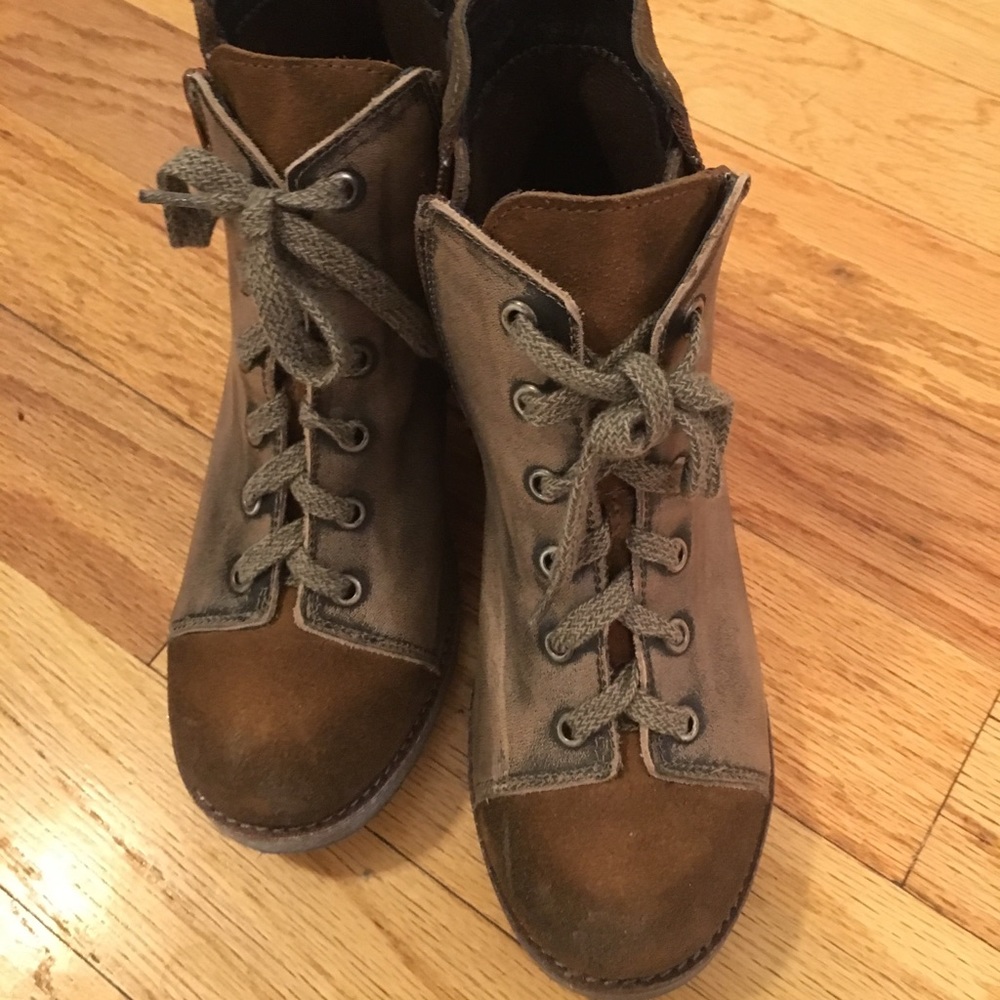 NAOT Boots- Style: Groovy- Leather- Worn once